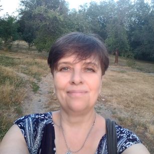 Model - VeronicaGold51 nice