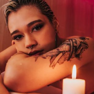 Model - Violette clerk1 fetish