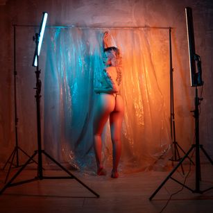 Model - Violette clerk1 pussy