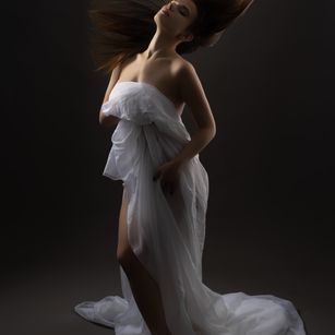 Model - MaryLune bdsm