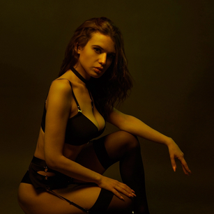 Model - MaryLune dirty