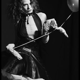 Model - MaryLune bdsm