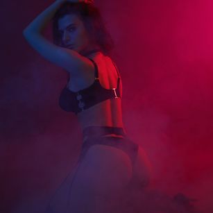 Model - MaryLune bdsm