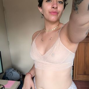 Model - Alicia tattooed