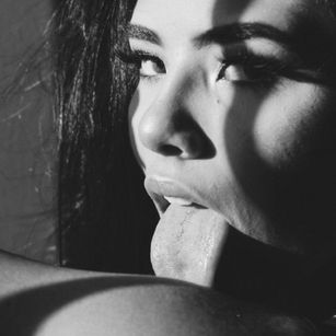 Model - scarface model latina