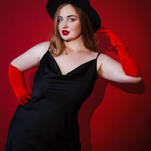 Model - EsterDior dance