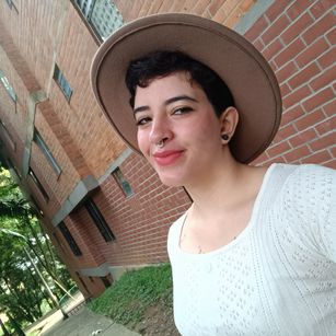 Model - Alicia bigass