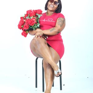 Model - CURVYCLOE29xx curvy