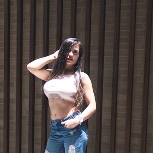 Model - Luana_Sweet toys