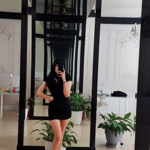 Model - BlairLevine toys