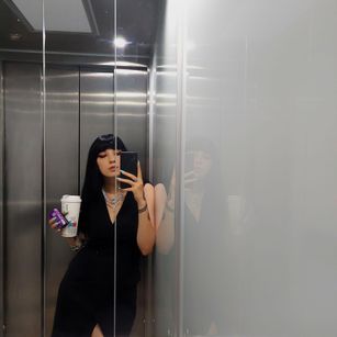 Model - BlairLevine naughty