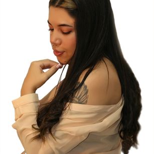 Model - dreabusty latin