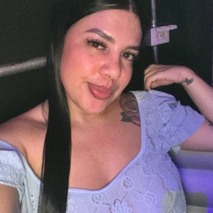 Model - dreabusty huge