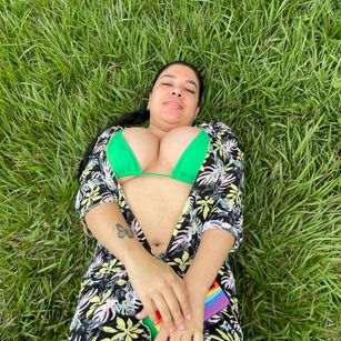 Model - dreabusty hairypussy