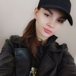 Model - EvaHair skinny