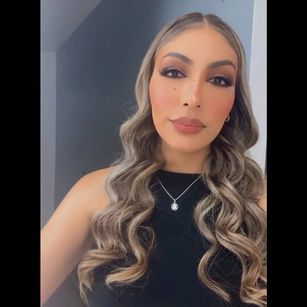 Model - lauren smith cum