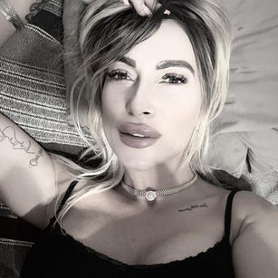 Model - AshleyKash squirt