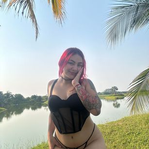 Model - fetichxcherry fastresponse