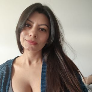 Model - Isa Bella classygirl