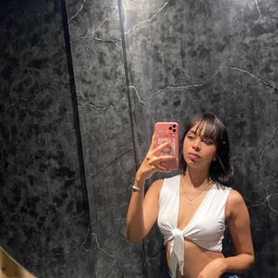 Model - Emily Daz tetaspequeas