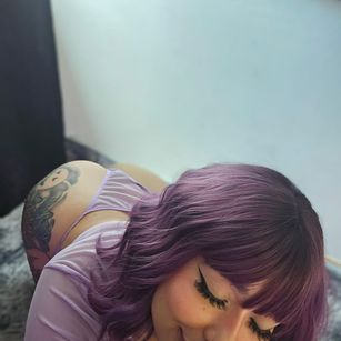 Model - coraline anal