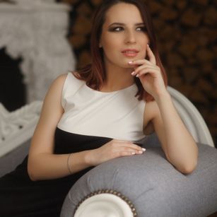 Model - Annet Amber cei