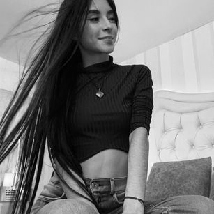 Model - SaraClarker Sexy