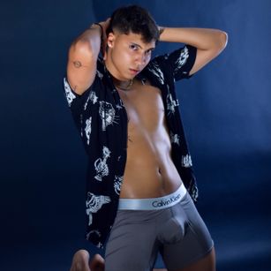 Model - Valentino Rivera joi