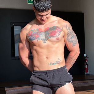 Model - Camilo Florez anal
