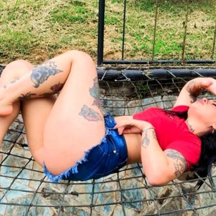 Model - Luana Marcielo latina