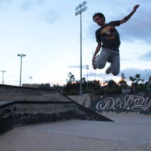 Model - Stive Colins cum