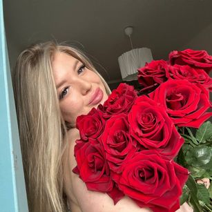 Model - odriolsen handjob