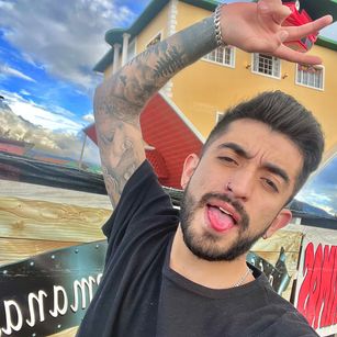 Model - Ryan Morbid bi