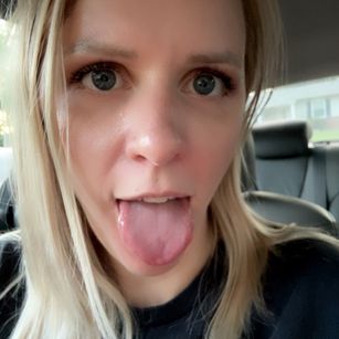 Model - Charlee anal