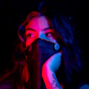 Model - Mysterious Rox petite