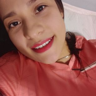 Model - Valery And Rouss kiss