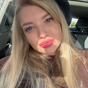 Model - odriolsen dildo