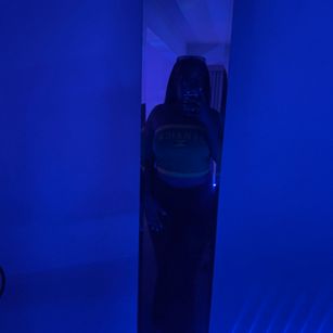 Model - pocahontasgrim twerk