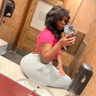 Model - pocahontasgrim bdsm