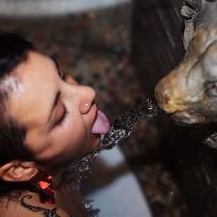 Model - Carlina naked