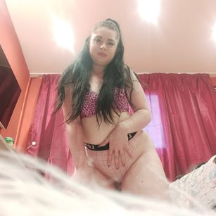 Model - VivianTatum sumbissive