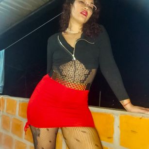 Model - Luxandra Morningstar bigass