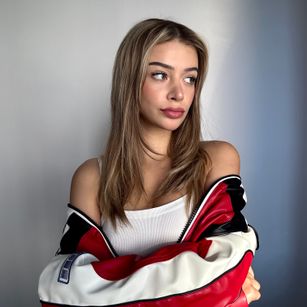 Model - Amberblack Cuttie