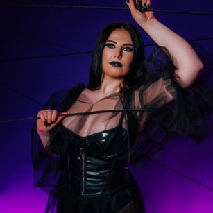 Model - IngridStorm cuckold