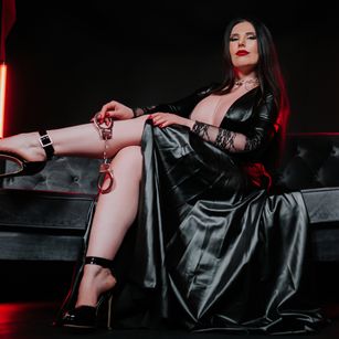 Model - IngridStorm fetish