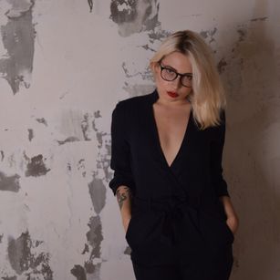 Model - Naughty Venera liveorgasm