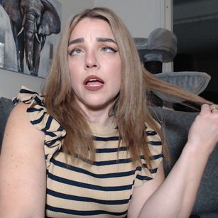 Model - Michelle the MILF curvy