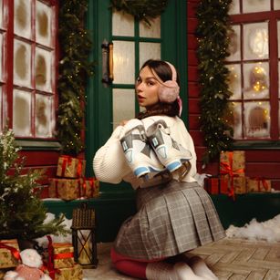 Model - Luna Night bigass