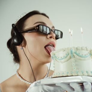 Model - Luna Night bigboobs