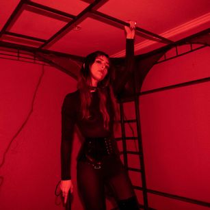 Model - Sybil Luna latina